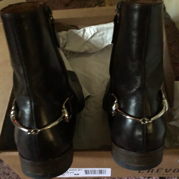 Men’s Gucci Boots. Very Dark Brown. Fits 8&1/2 - 9